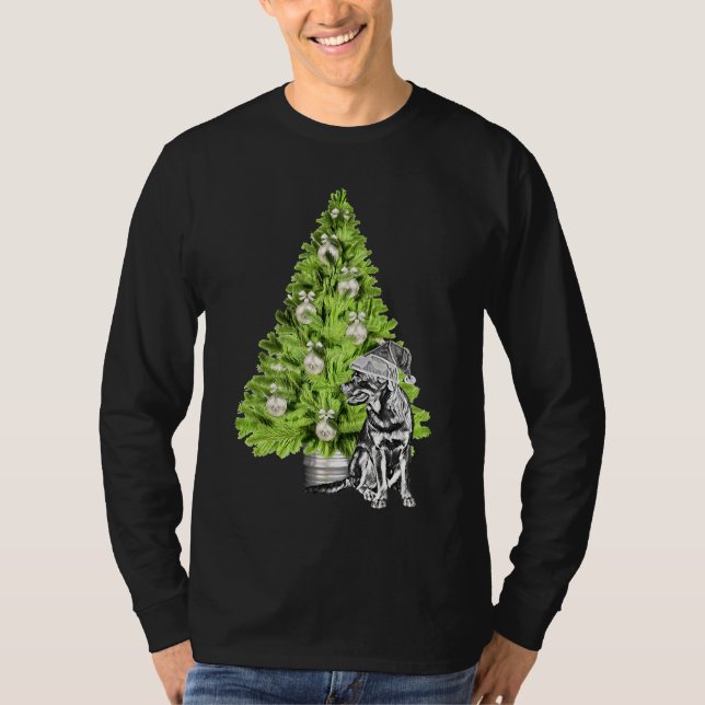 Rottweiler Weihnachtslandschaft mit Christbaum und T-Shirt (Vorderseite)