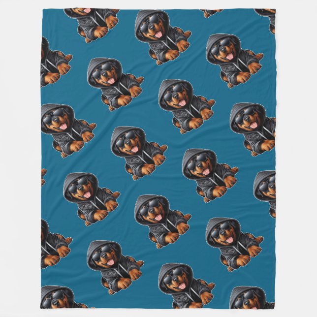 Rottweiler-Welpe in Kapuzenpullover  Fleecedecke (Vorderseite)