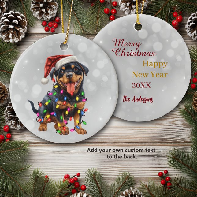 Rottweiler Welpe in Weihnachtsbeleuchtung gepackt Keramik Ornament (Von Creator hochgeladen)
