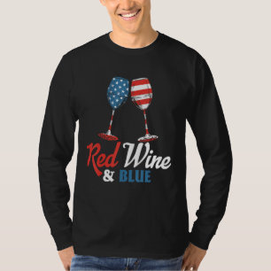 Rotwein und blaues 4. Juli-Patriotisch T-Shirt