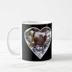 Rotwildhirsch im Schneetassenbild Kaffeetasse