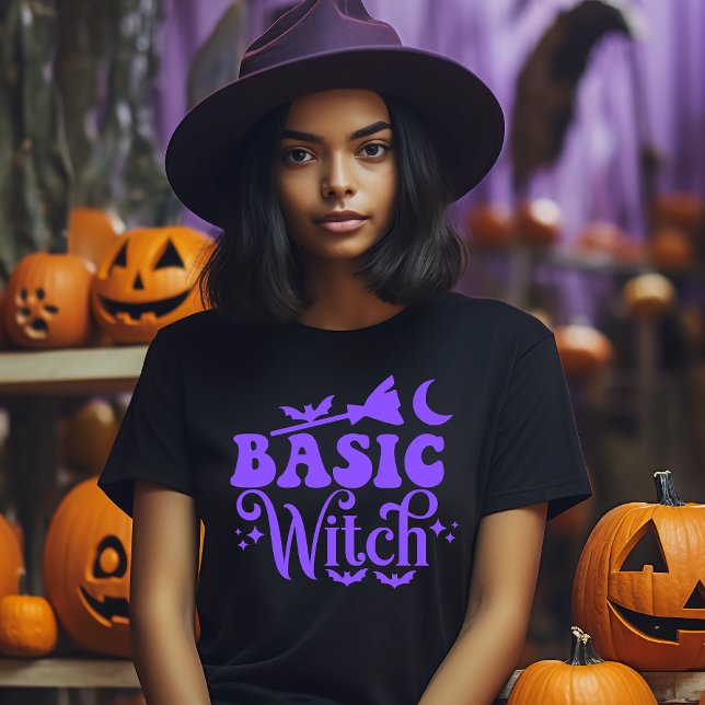 Rotzunge Halloween-T - Shirt (Basic Witch Purple Typography Halloween T-shirt)