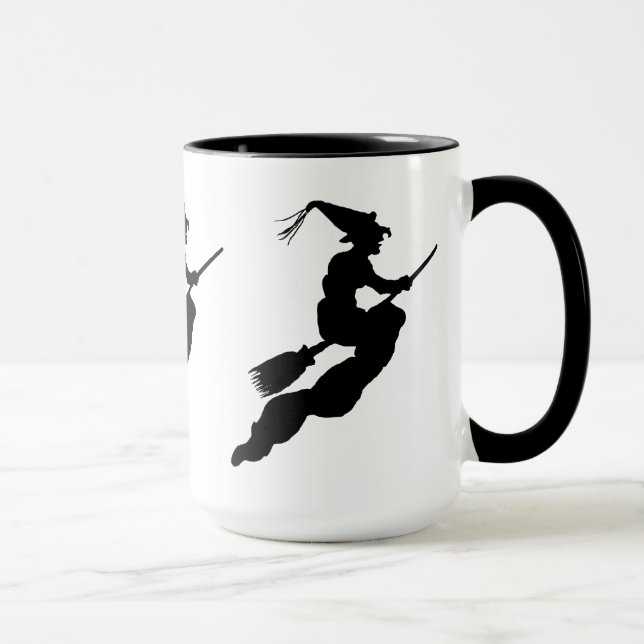 Rotzunge im Flug auf die Silhouette von Broom Tasse (Rechts)
