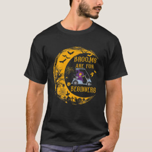 Rotzunge-Rennen in einem Golf Cart Halloween Broom T-Shirt