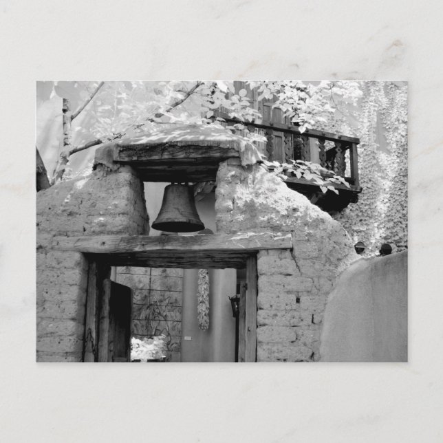 Rough adobe bell in entrway, Santa Fe, New Postkarte (Vorderseite)