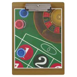 Roulette-Tabelle mit Chips und Rad Klemmbrett