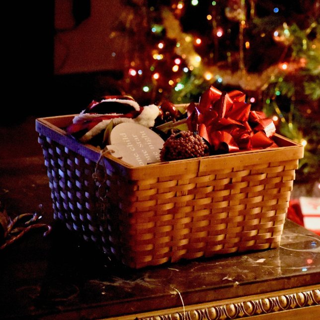 Round Pillow Rundes Kissen (Christmas Dreams by Sherry Lee St Clair McDowell)