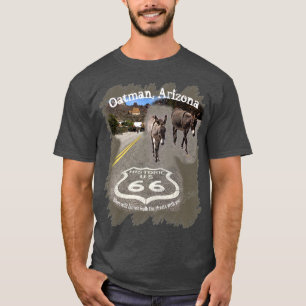 Route 66 Oatman AZ Esel auf der Straße Rückseitend T-Shirt