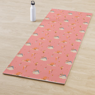 Routinemäßige Yoga-Posen rosa Yogamatte