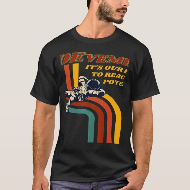 Rovember Retro Space It's Our Right To Reach Our P T-Shirt (Vorderseite)