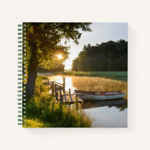 Rowboat Am See verankert Notizbuch