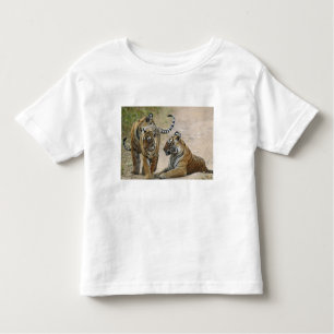 Royal Bengalisch Tiger and young, Ranthambhor Kleinkind T-shirt