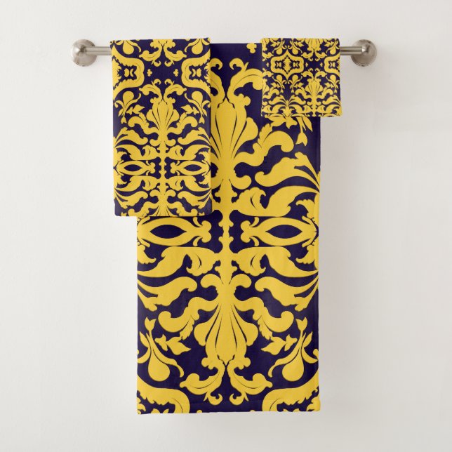 Royal Blue and Gold Damask Badhandtuch Set (Insitu)