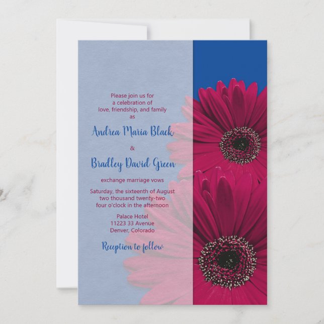 Royal Blue Burgundy Gerbera Daisy Wedding Einladung (Vorderseite)