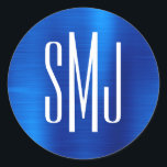 Royal Blue Foil Three Letter Monogram Runder Aufkleber<br><div class="desc">Ein einfaches,  dreiteiliges Monogramm-Design für Gunst-Aufkleber. Hochzeitspaar 3-Buchstaben-Monogramm-Umschlag Aufkleber. Im Hintergrund befindet sich eine Imitate königsblau-ombre Metallfolie mit digitaler Kunstgrafik. Der digitale Kunsteffekt druckt wie ein Foto mit einem mit Monogramm Textdesign.</div>
