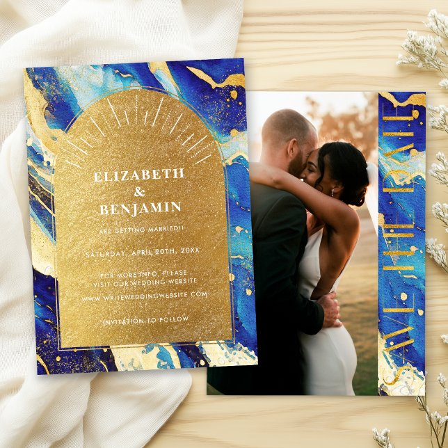 Royal Blue Gold Arch Wedding Foto Save the Date (Von Creator hochgeladen)