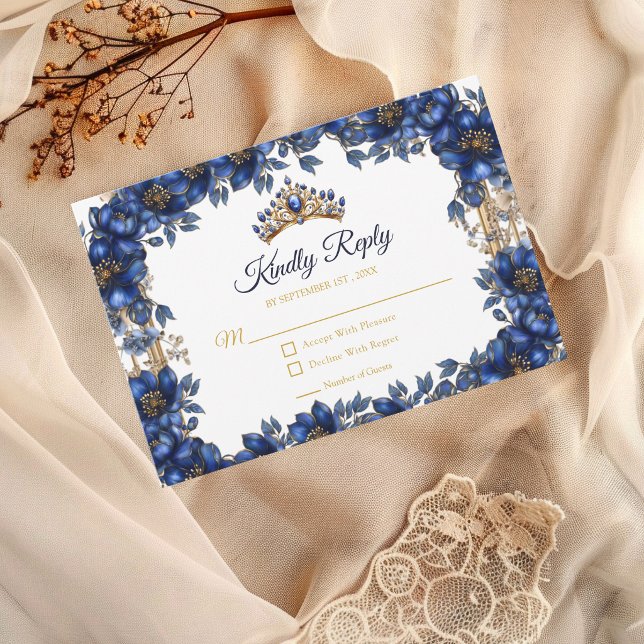 Royal Blue Golden Tiara Floral Quinceañera RSVP Karte (Von Creator hochgeladen)