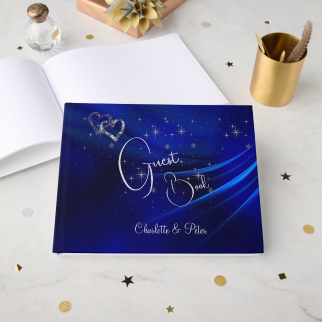 Royal Blue Hearts and Stars Wedding Gästebuch (Vorderseite Offen)