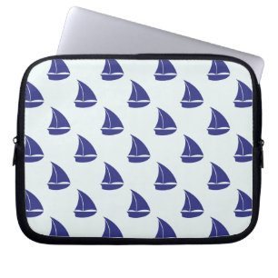 Royal Blue Sailboat Patches Laptopschutzhülle
