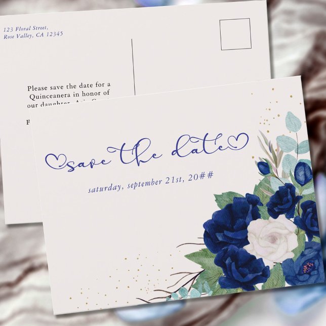 Royal Blue und Ivory Rose Floral Save the Date Ankündigungspostkarte (Von Creator hochgeladen)