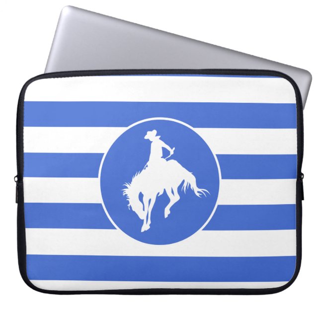 Royal Blue und White Stripes; Rodeo Cowboy Laptopschutzhülle (Vorderseite)