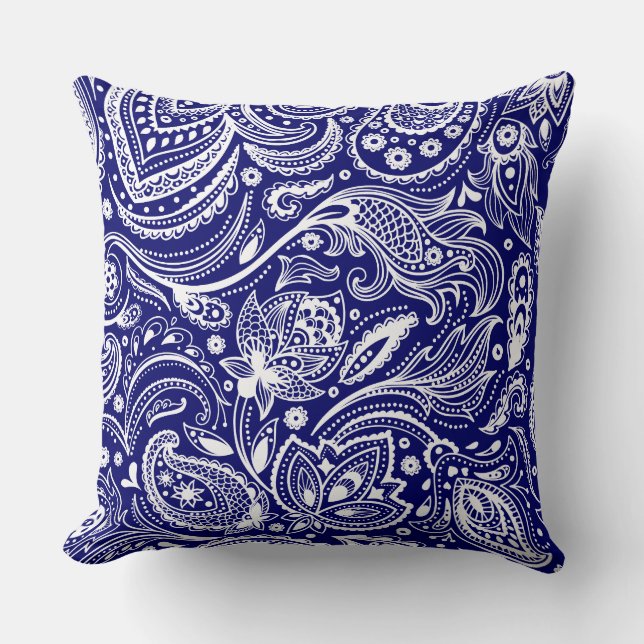 Royal Blue & White Vintag Floral Paisley Kissen (Vorderseite)