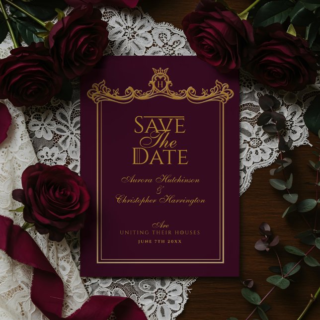 Royal Muse Medieval Fantasy Verziert Plum Wedding Save The Date (Royal Muse Medieval Fantasy Ornate Plum Wedding Save The Date)
