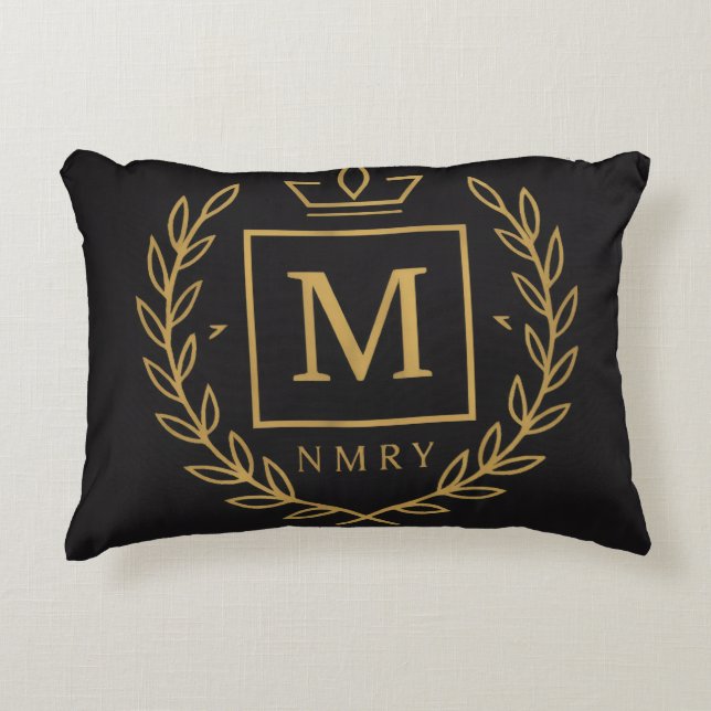 "Royal NMKY Emblem – Monogram M Crest Design" Dekokissen (Vorderseite)