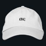 Royalty Inspiriert White King Men Stickerei Cap Bestickte Baseballkappe<br><div class="desc">Zeigen Sie Ihren königlichen Status mit dieser weißen Baumwollkappe,  bestickt mit feinem "King"-Text. Das verstellbare Gurtband sorgt für eine perfekte Passform,  während die weiche Baumwolle den ganzen Tag Komfort für einen modernen Regallook bietet.</div>