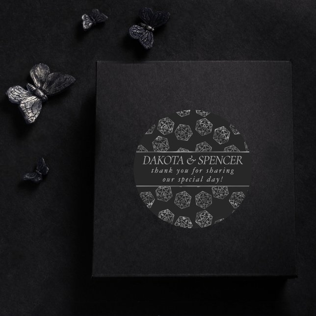 RPG Dice | Fantasy Tabletop Retro Gamer Custom Runder Aufkleber (Von Creator hochgeladen)