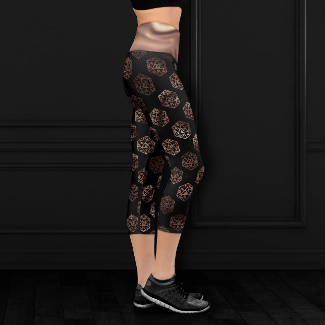 RPG Dice | Kupfer Fantasy Retro Tabletop PnP Gamer Capri Leggings (Von Creator hochgeladen)