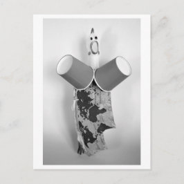 Rubber chicken with coffee cups - Cup C Postkarte