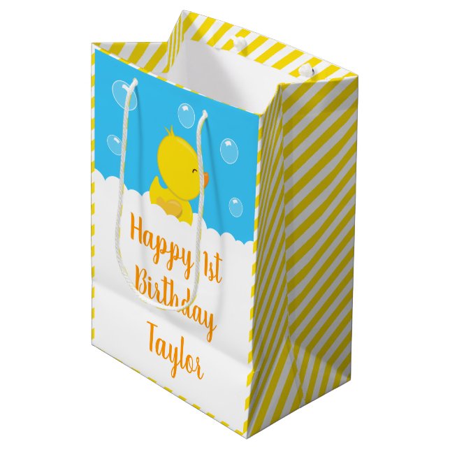 Rubber Ducky Yellow und Blue Happy Birthday Mittlere Geschenktüte (Vorderseite Schrägansicht)