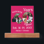 Ruby Red 40th Wedding Anniversary 11 Foto Collage Bilderleiste<br><div class="desc">Custom Ruby Red 40. Hochzeit Jahrestag 11 Foto Collage. Personalisieren Sie diese Typografie einzigartigen 40. Hochzeitstag mit 11 Fotos,  Hochzeitstag und Namen.</div>