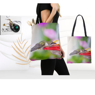 Ruby-Throated Hummingbird