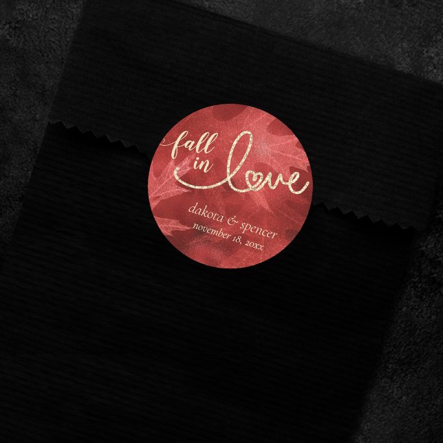 Rückgang der Liebe mit Herbst | Rote Hochzeit und  Runder Aufkleber (Von Creator hochgeladen)