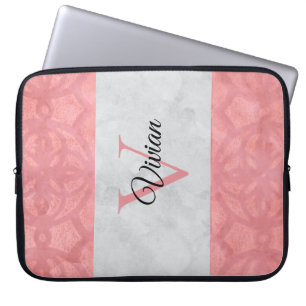 Ruddy Pink Batik und Grau Wasserfarbe Mit Monogram Laptopschutzhülle