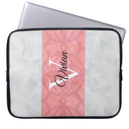 Ruddy Pink Batik und Grau Wasserfarbe Mit Monogram Laptopschutzhülle