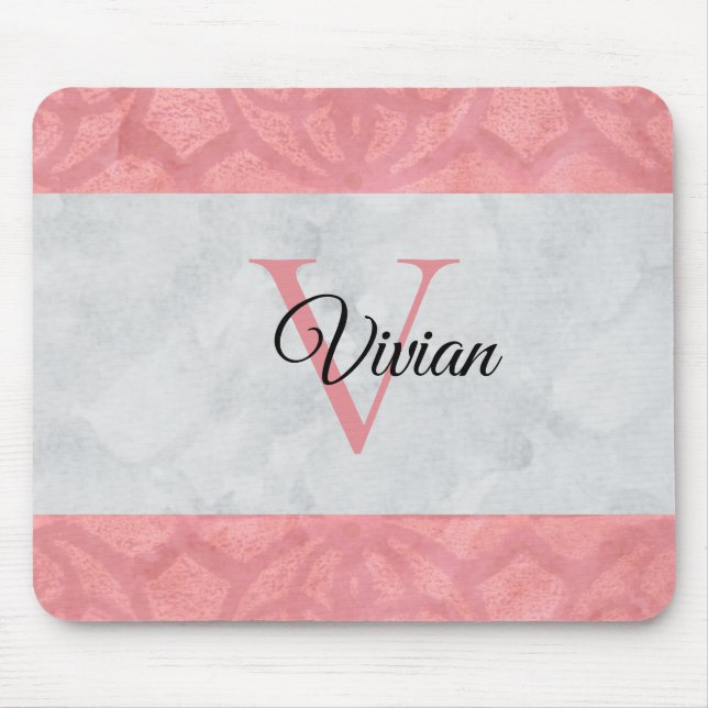 Ruddy Pink Batik und Grau Wasserfarbe Mit Monogram Mousepad (Vorne)