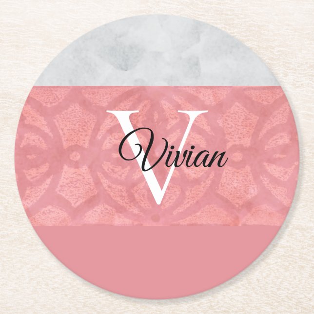 Ruddy Pink Batik und Grau Wasserfarbe Mit Monogram Runder Pappuntersetzer (Vorderseite)