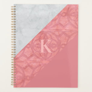 Ruddy Pink Batik und Graufarbenbrief Planer