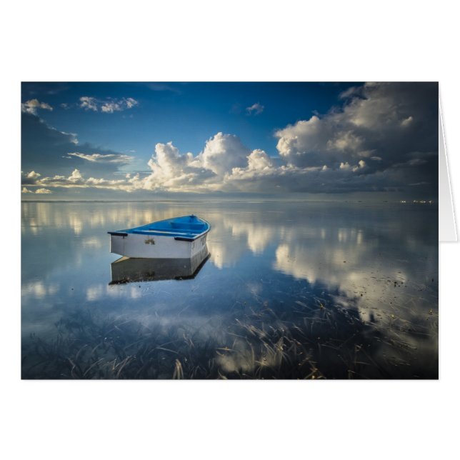 Ruderboot auf dem Wasser (Vorderseite (Horizontal))
