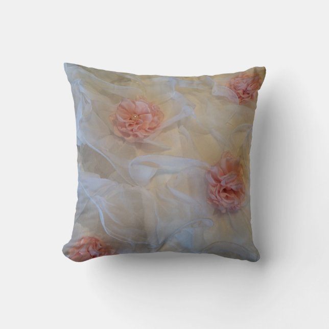 Ruffeln und Rosen Kissen (Vorderseite)