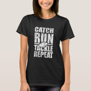 Rugbyspieler Fußballmannschaft Fangen Laufen Tackl T-Shirt