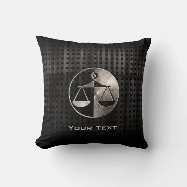 Rugged Justice Scales Kissen (Vorderseite)