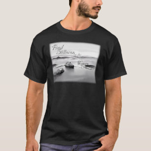 Ruhe finden in den Wellen - Ruhe im Ozean T-Shirt