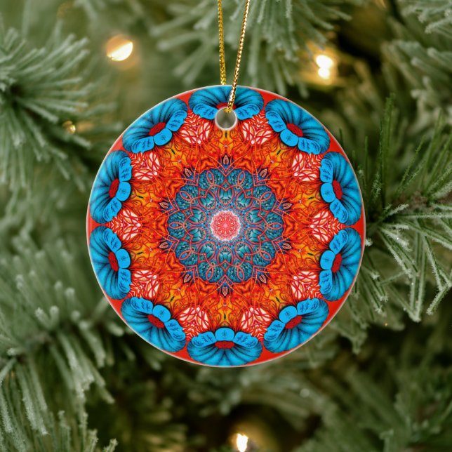 Ruhe in Bewegung: Radiant Mandala Keramik Ornament (Baum)