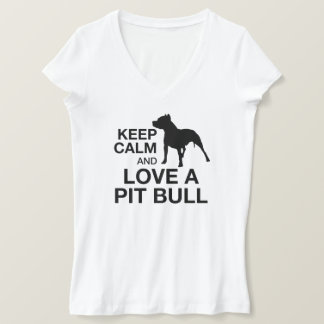 Ruhe und Liebe eines Pit Bull Vertikalpinsels beha T-Shirt