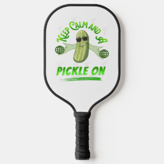 Ruhe und Pickle auf Pickleball-T - Shirt behalten Pickleball Schläger