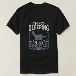 Ruheposition-Sessel - Geschenk für einen coolen Va T-Shirt